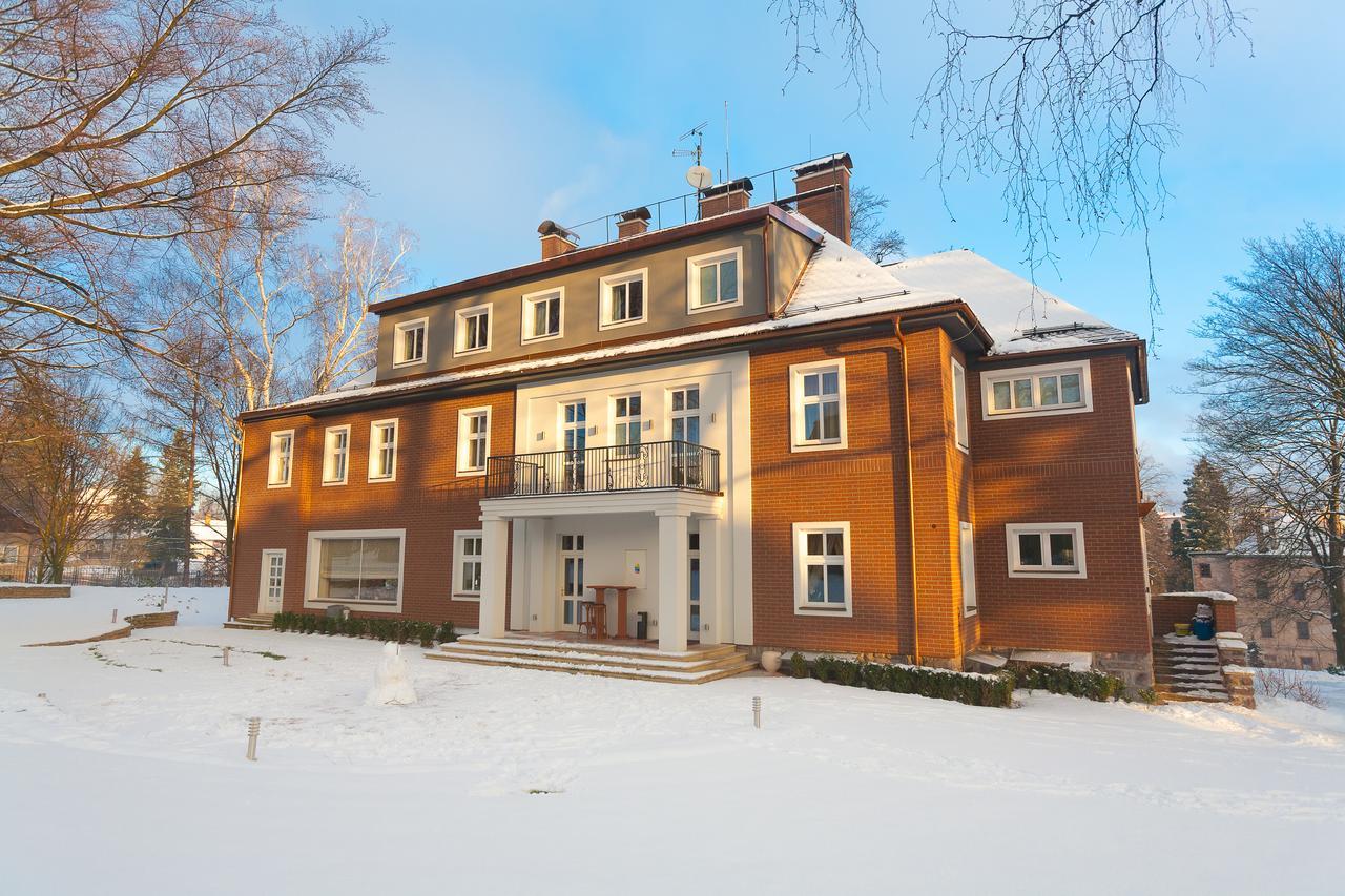 Manor House Hotel Broumov Eksteriør billede