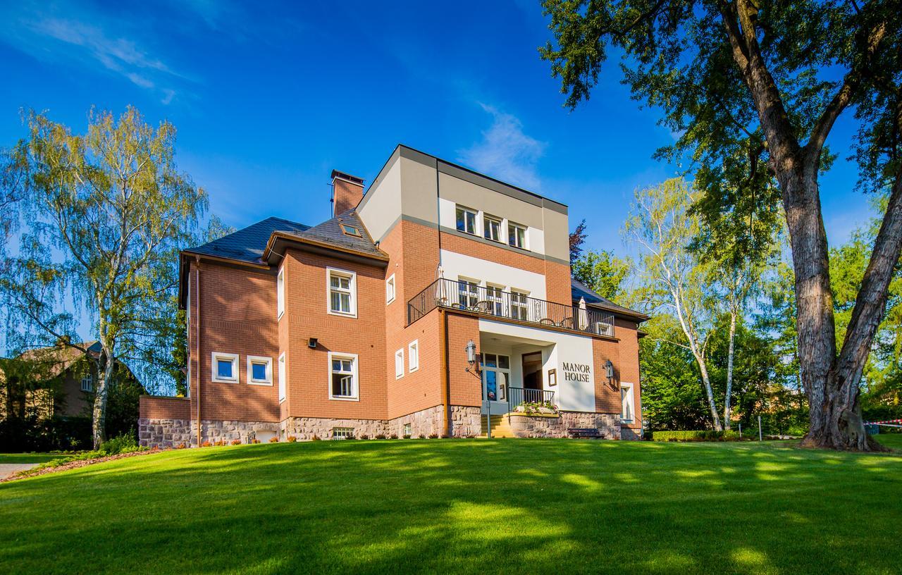 Manor House Hotel Broumov Eksteriør billede