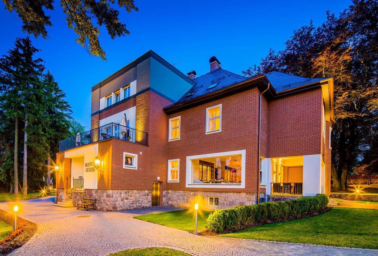Manor House Hotel Broumov Eksteriør billede